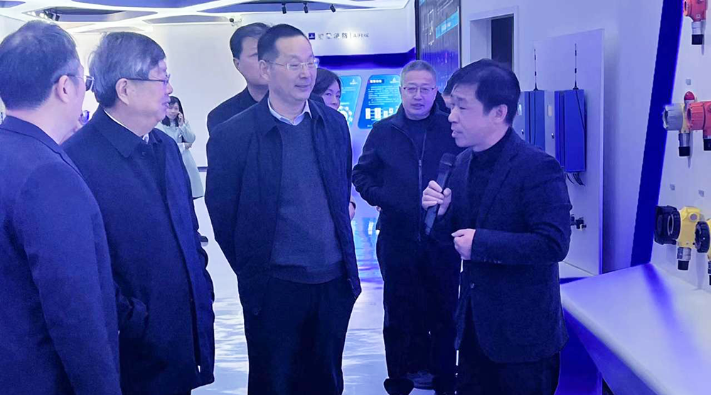 640 (7).png 640 (7).png