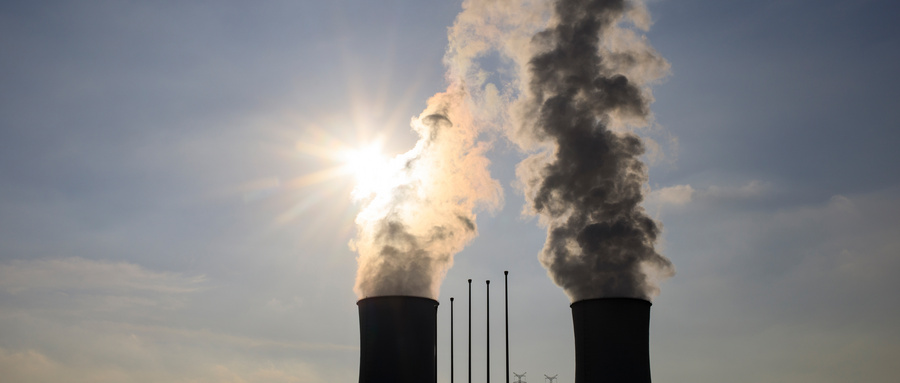 摄图网_500973051_wx_工业化的烟囱(企业商用).jpg 摄图网_500973051_wx_工业化的烟囱(企业商用).jpg